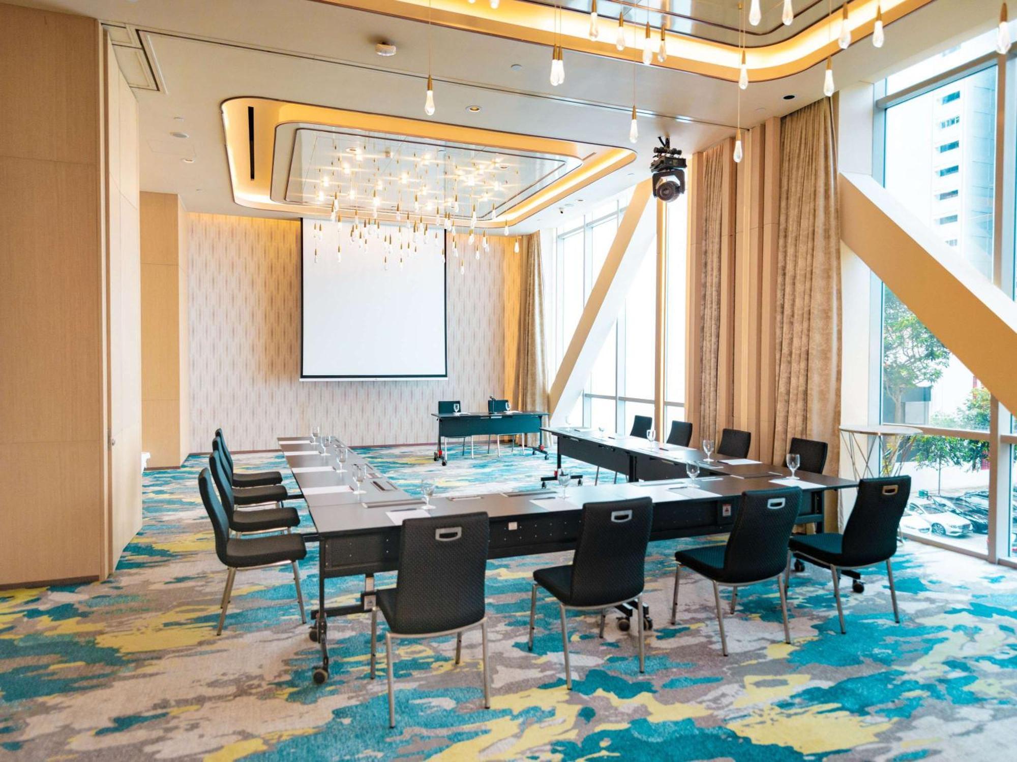 Mercure Singapore Bugis Exterior photo
